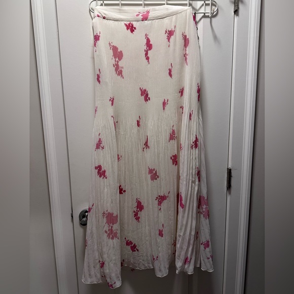Ganni Rose Print Pleated Georgette Maxi Skirt - Picture 3 of 6
